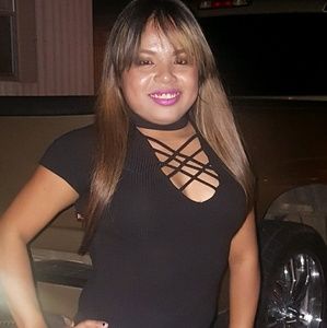 Meet your Posher, Alejandra